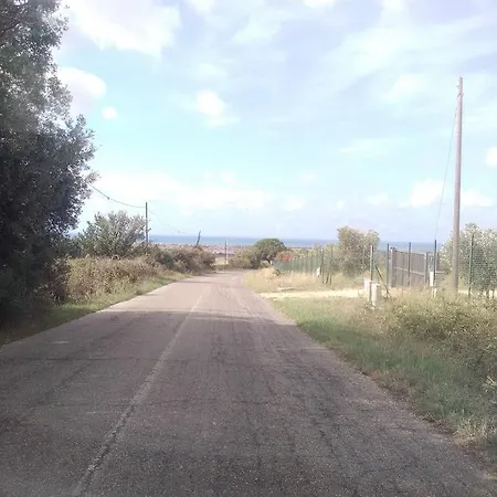 Biocampus La Roccaccia - Universita' Agraria Di Tarquinia בית חווה Montebello